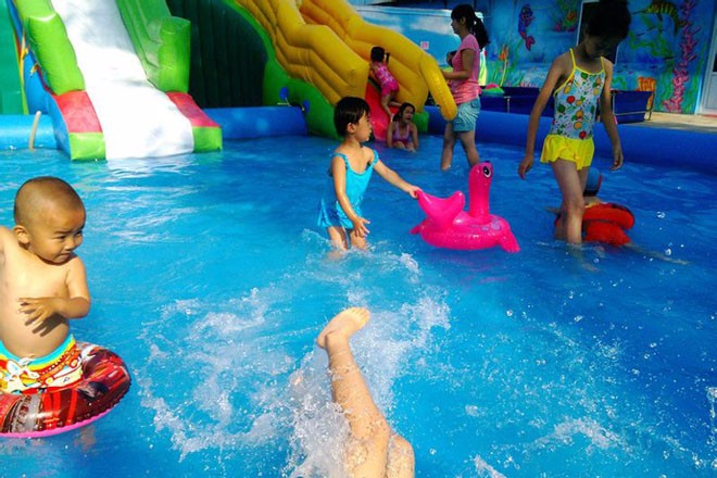 荔波儿童乐园充气游泳池